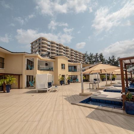 Jumeirah Beachfront Mombassa Buitenkant foto