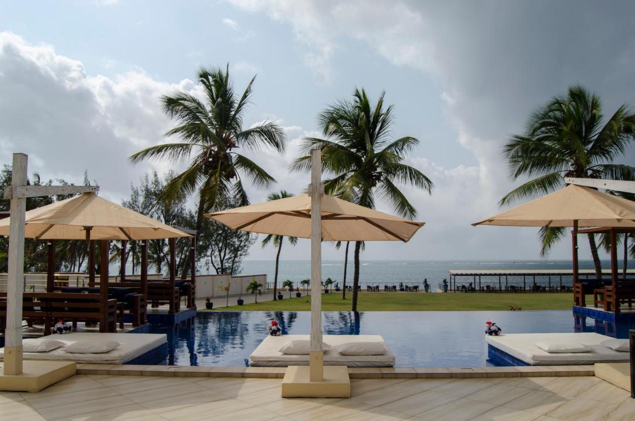 Jumeirah Beachfront Mombassa Buitenkant foto