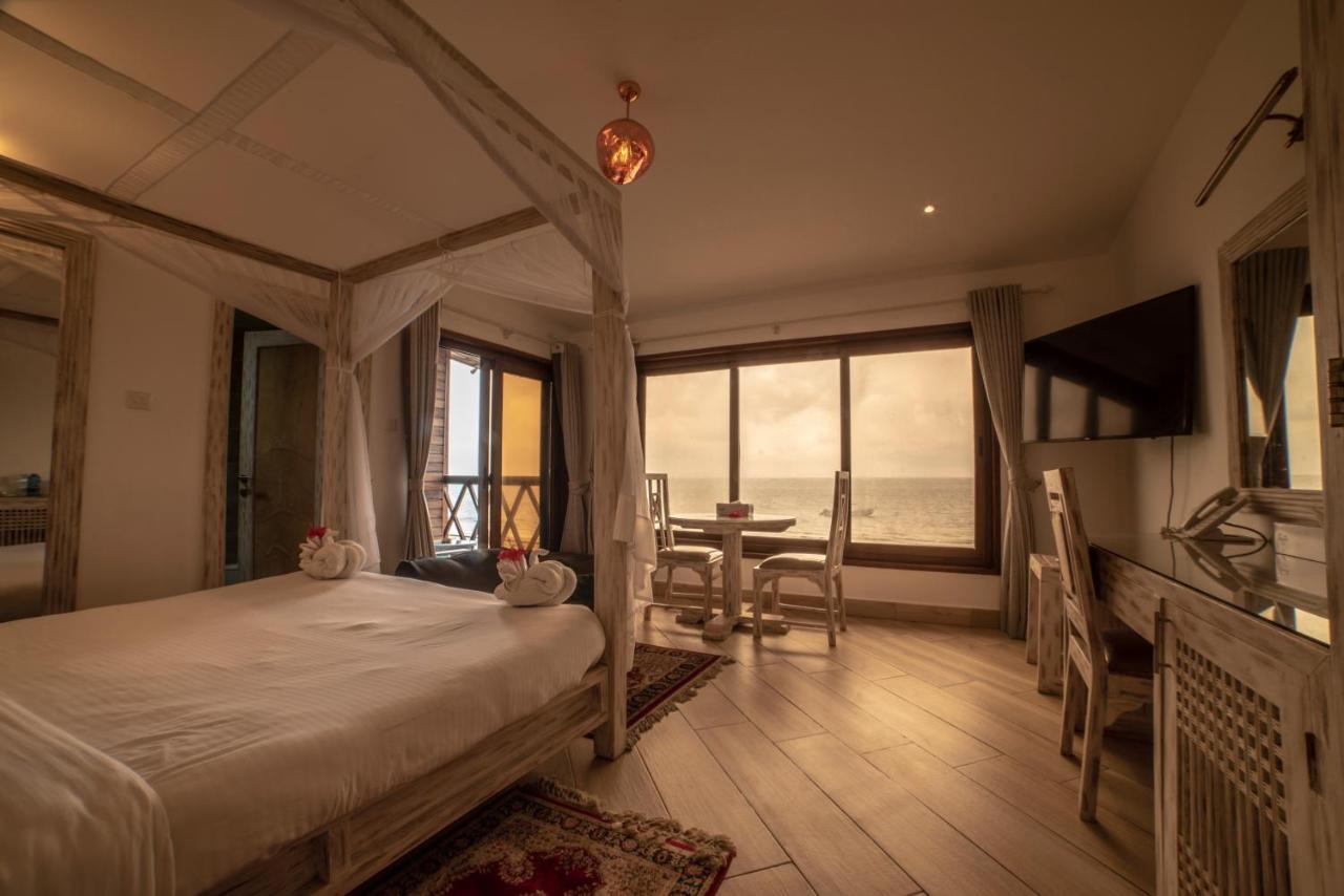Jumeirah Beachfront Mombassa Buitenkant foto