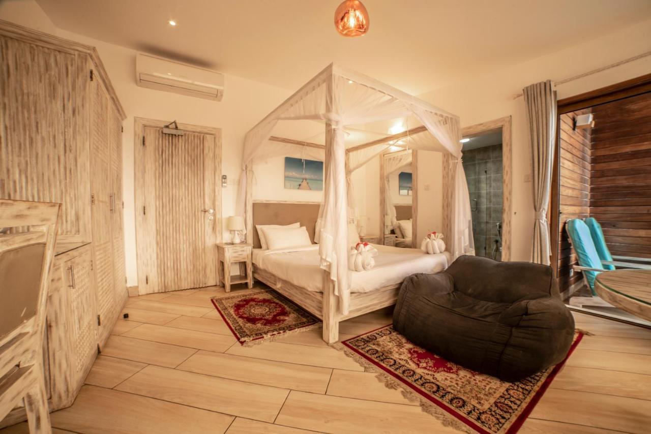 Jumeirah Beachfront Mombassa Buitenkant foto