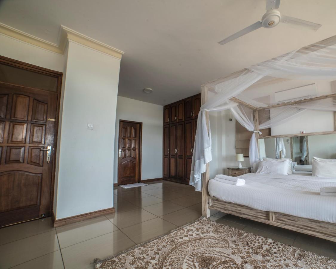Jumeirah Beachfront Mombassa Buitenkant foto