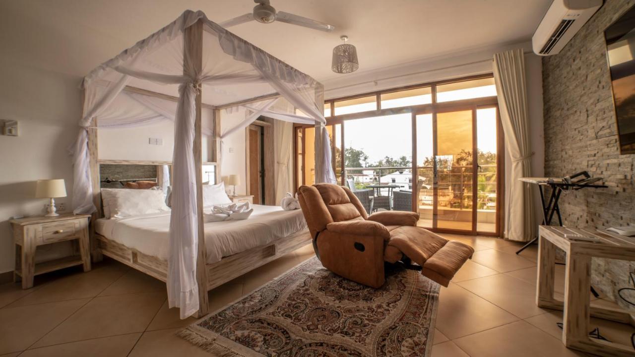 Jumeirah Beachfront Mombassa Buitenkant foto